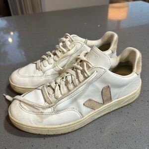 Veja White Sneakers with Beige Suede V